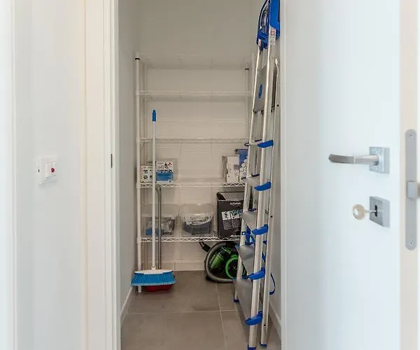 Apartment Guesthost - Business Balcony Flat *