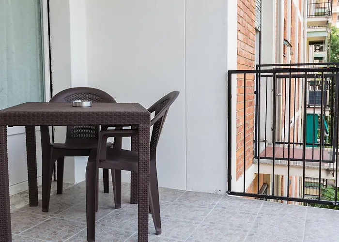 Apartment Guesthost - Business Balcony Flat Milan