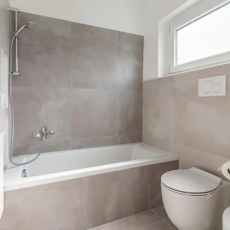 Business Balcony Flat Milan